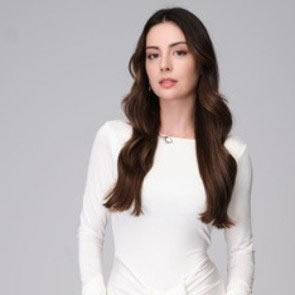Aslı Erdem (Selin Türkmen)