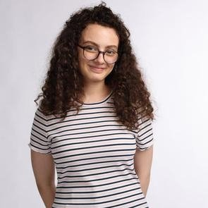 Ayşegül Gencer (İrem Bakırtaş)