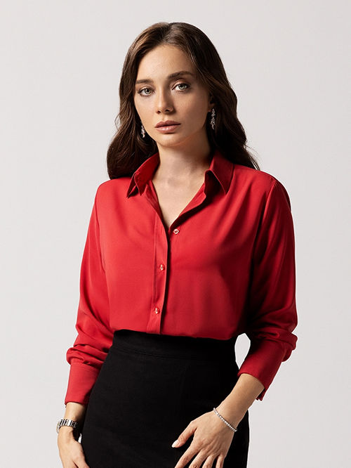 Nazan (Damla Sönmez)